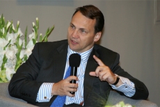 Radoslaw Sikorski speaks